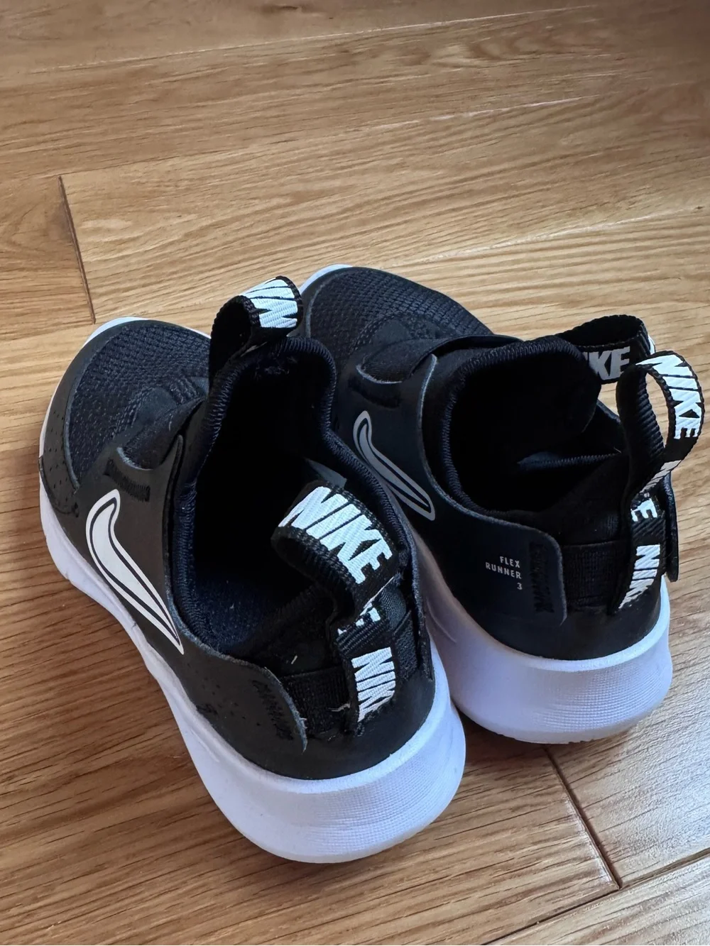 Nike Flex Runner 3’s for Kids